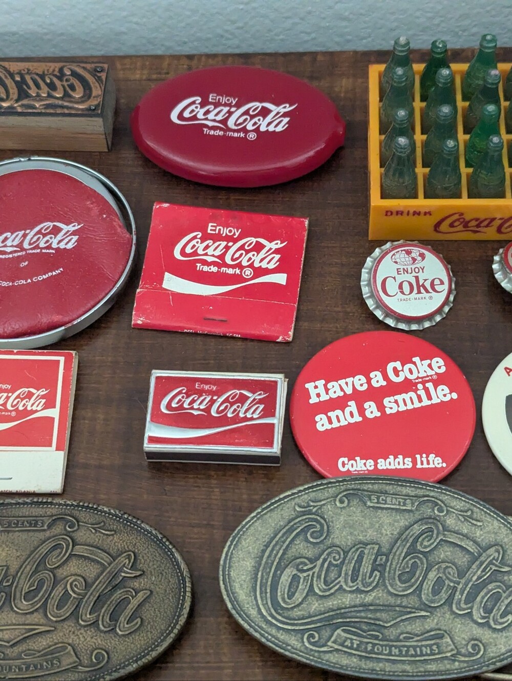 Huge Vintage Coca-Cola Collectibles Estate Lot - Corgi Diecast, Pins, Trays, Bot - Picture 7 of 9